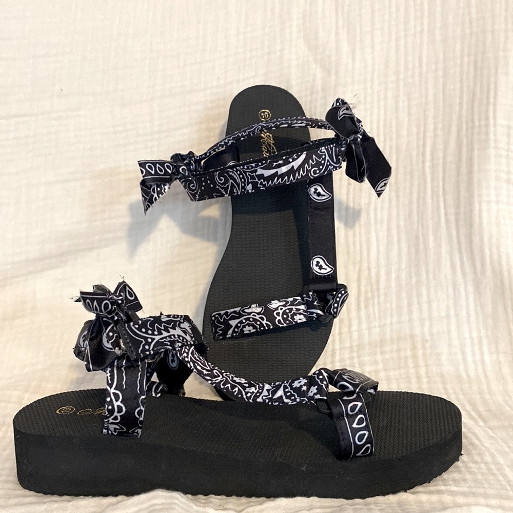 Bandana-style sandals-NWOT